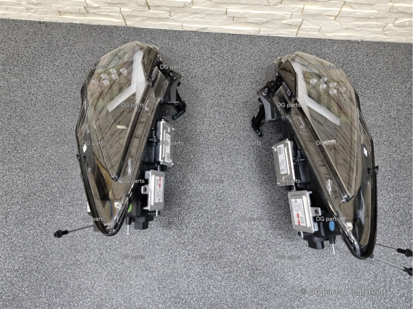 Lamborghini Aventador Headlamps Set 471941004 / 471941003 - Image 7