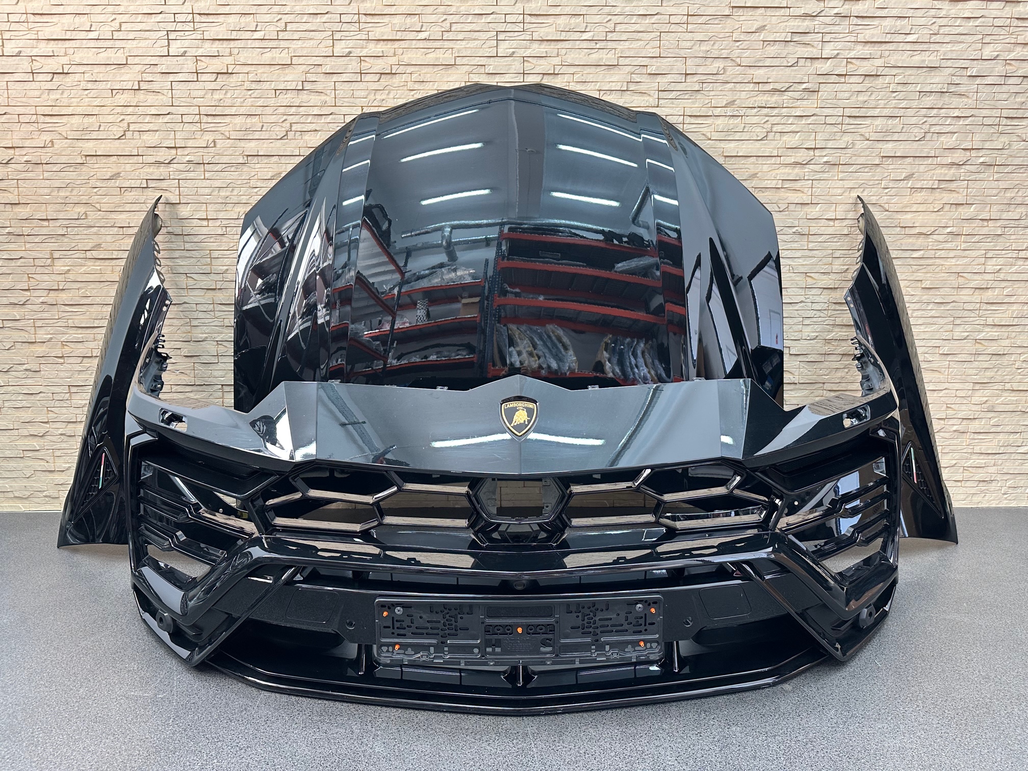 Lamborghini Urus Front Set Black Bonnet Bumper Fenders 4ML807437 / 4ML821105A / 4ML821106A / 4ML823029 - Image 4