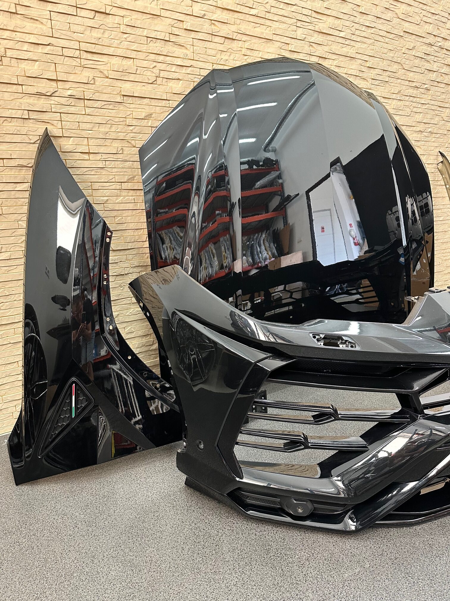 Lamborghini Urus Front Set Black Bonnet Bumper Fenders 4ML807437 / 4ML821105A / 4ML821106A / 4ML823029 - Image 6