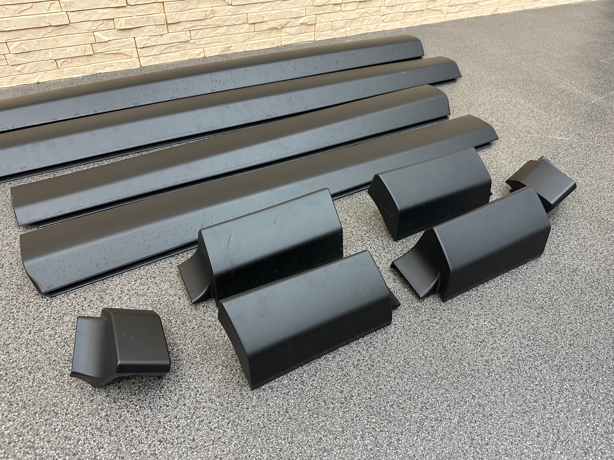 Rolls Royce Cullinan Door Trim Plate Insert Set 7448586 / 744855 / 7448584 / 7448583 / 7452191 / 7452192 / 7452193 / 7452194 - Image 4