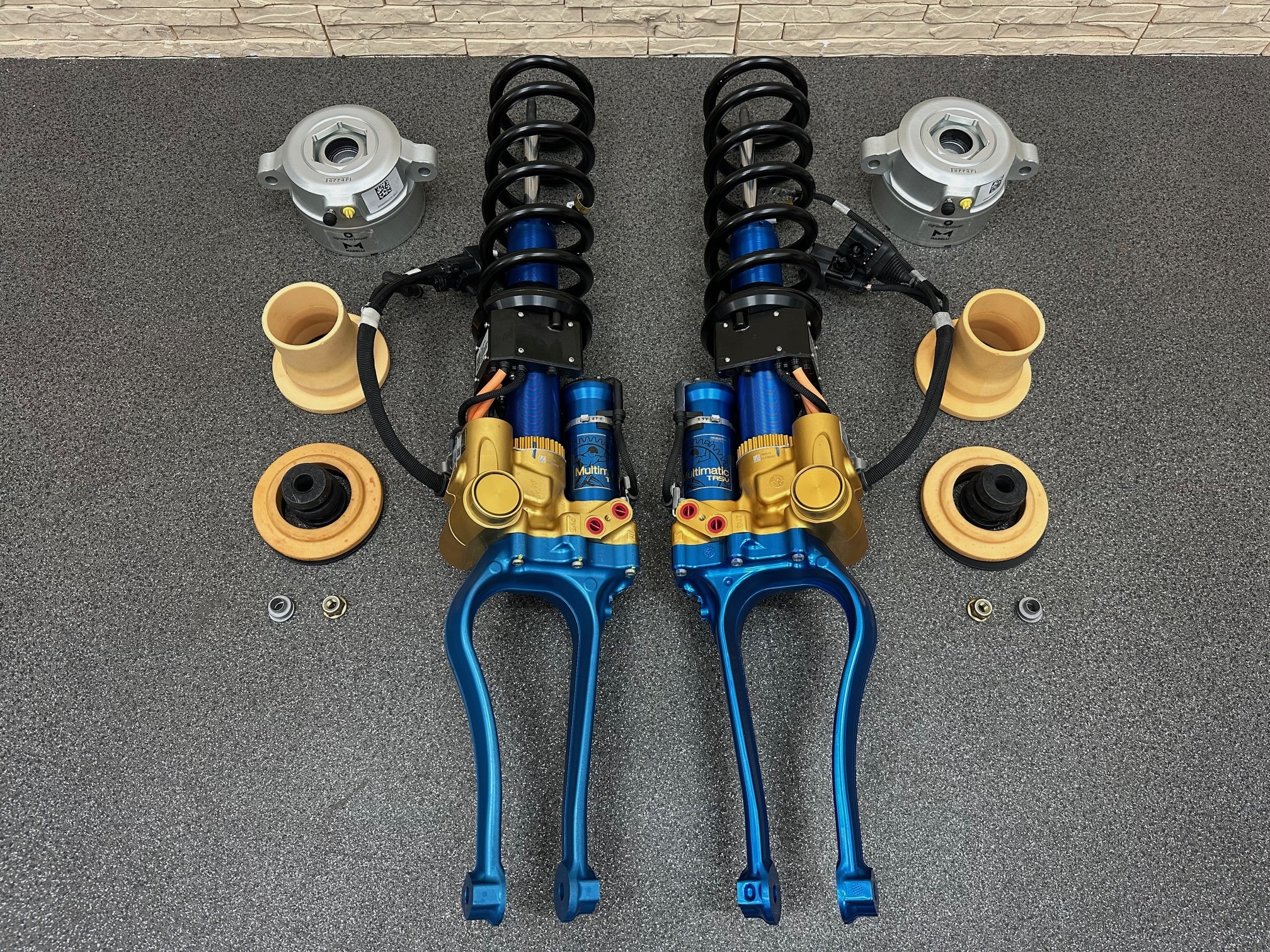 Ferrari Purosangue Front Shock Absorber L or R Complete 785512 / 785514