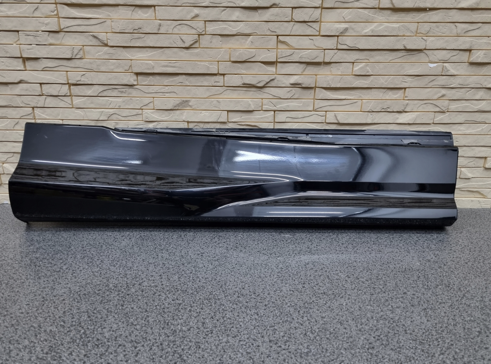 Lamborghini Urus Rear Right Door Cover 4ML853970E